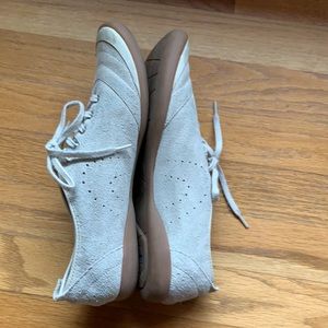 Keds suede lace up sneakers 8.5